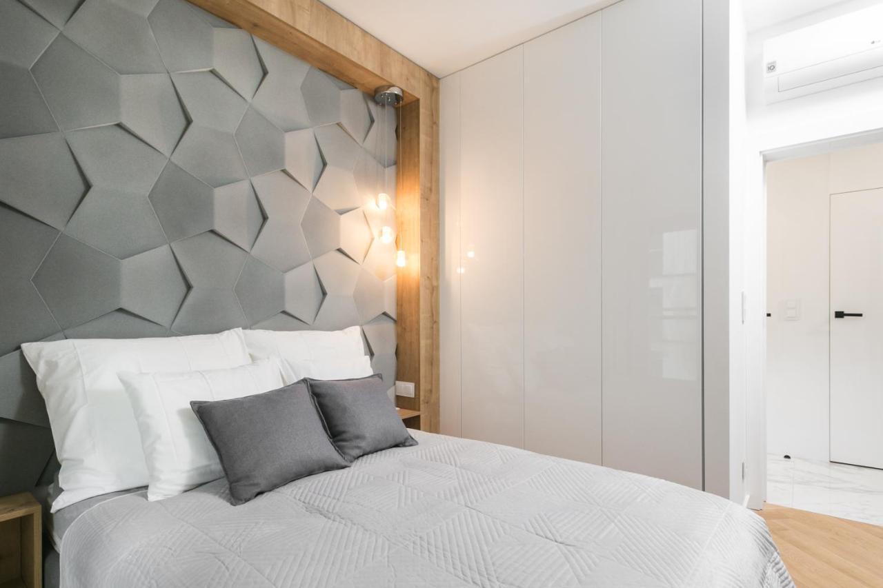 وارسو Luxury Apartments Mennica Residence - Golden Apartments - City Center المظهر الخارجي الصورة